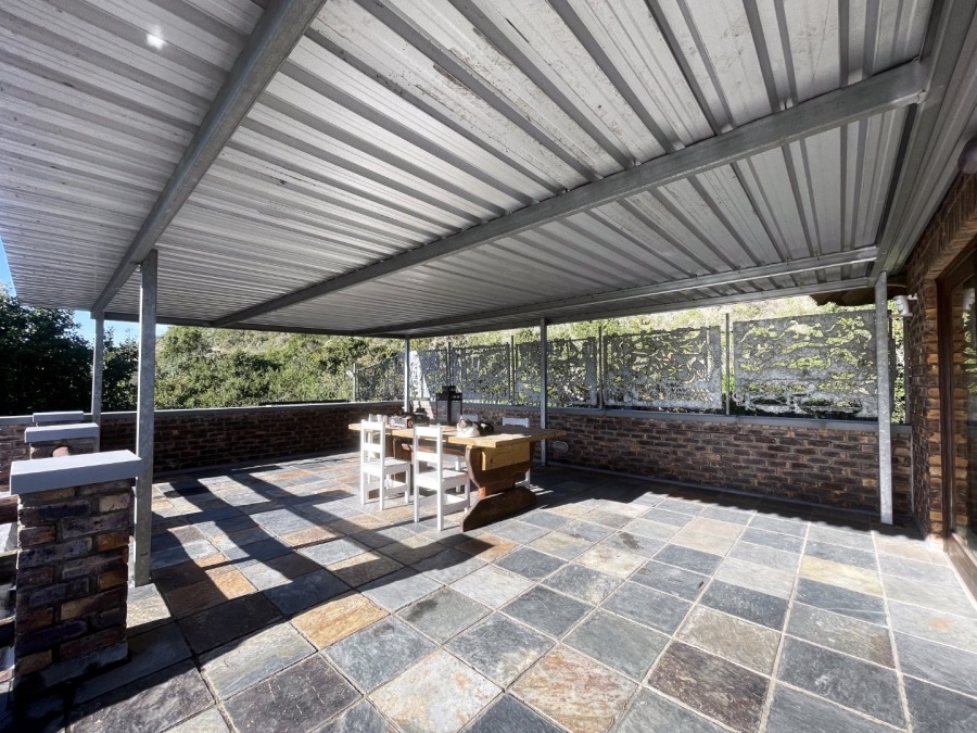 3 Bedroom Property for Sale in Meedingsride Western Cape